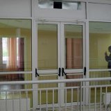 Противопожарная алюминиевая дверь